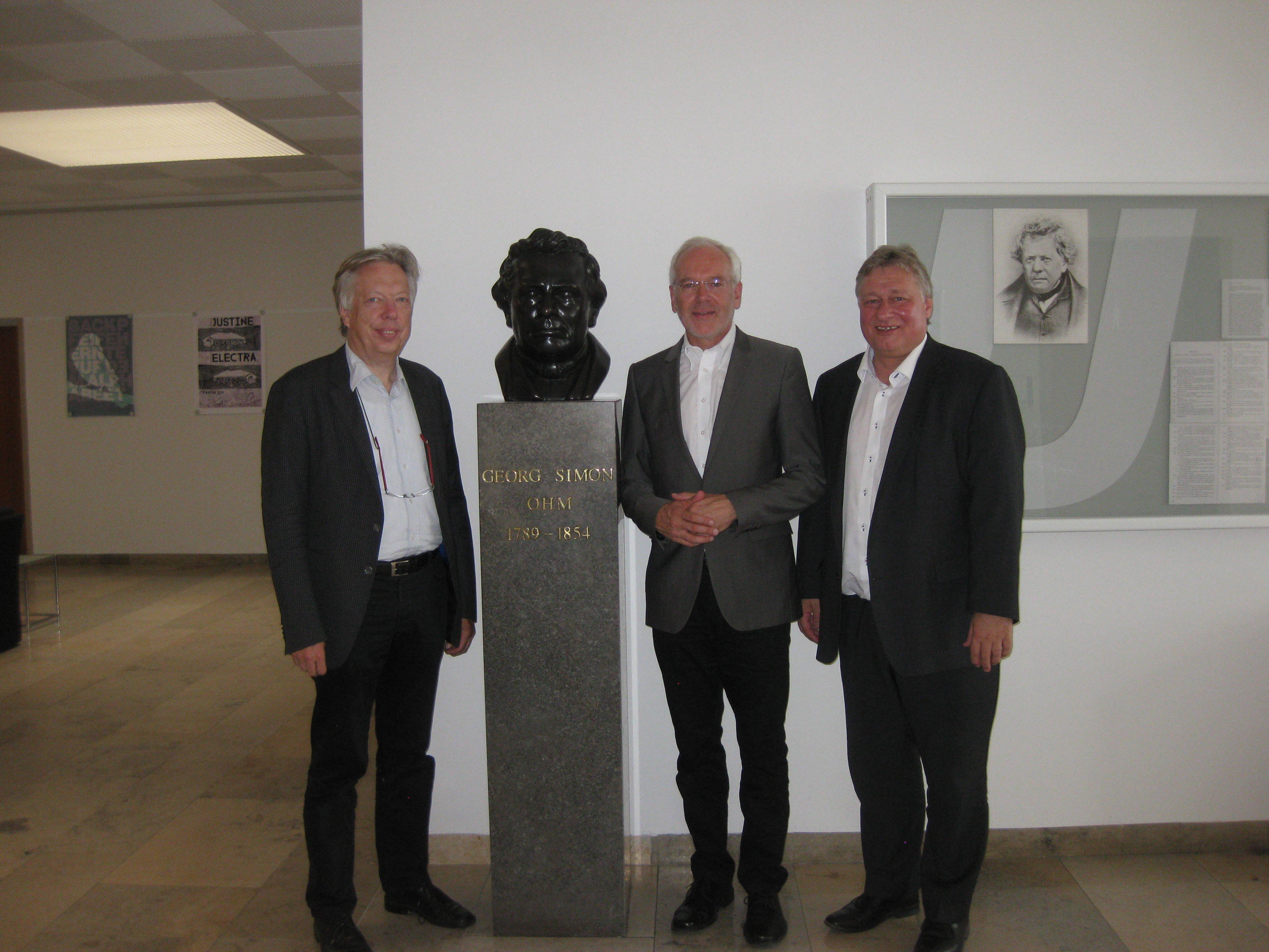 Besuch in der TH-Nürnberg (v.l.): Ernst-Dieter Rossmann, MdB, Prof. Dr. Michael Braun und Martin Burkert, MdB.