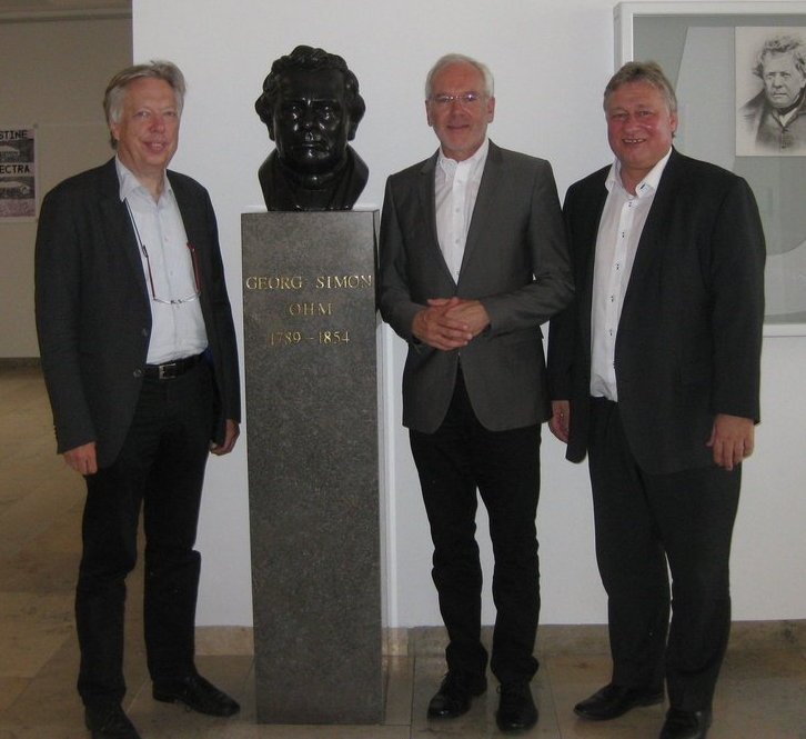 Ernst-Dieter Rossmann, MdB, Prof. Dr. Michael Braun und Martin Burkert (v.l.), MdB.