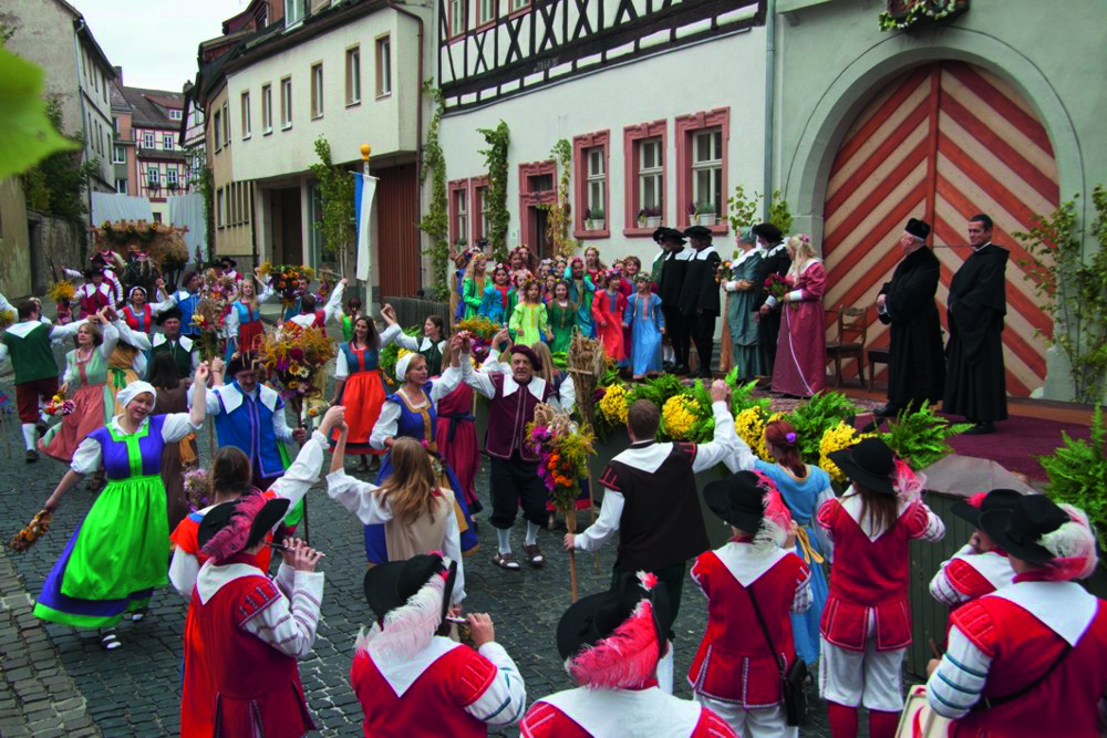 Münnerstadt, Schutzfrau, Erntetanz