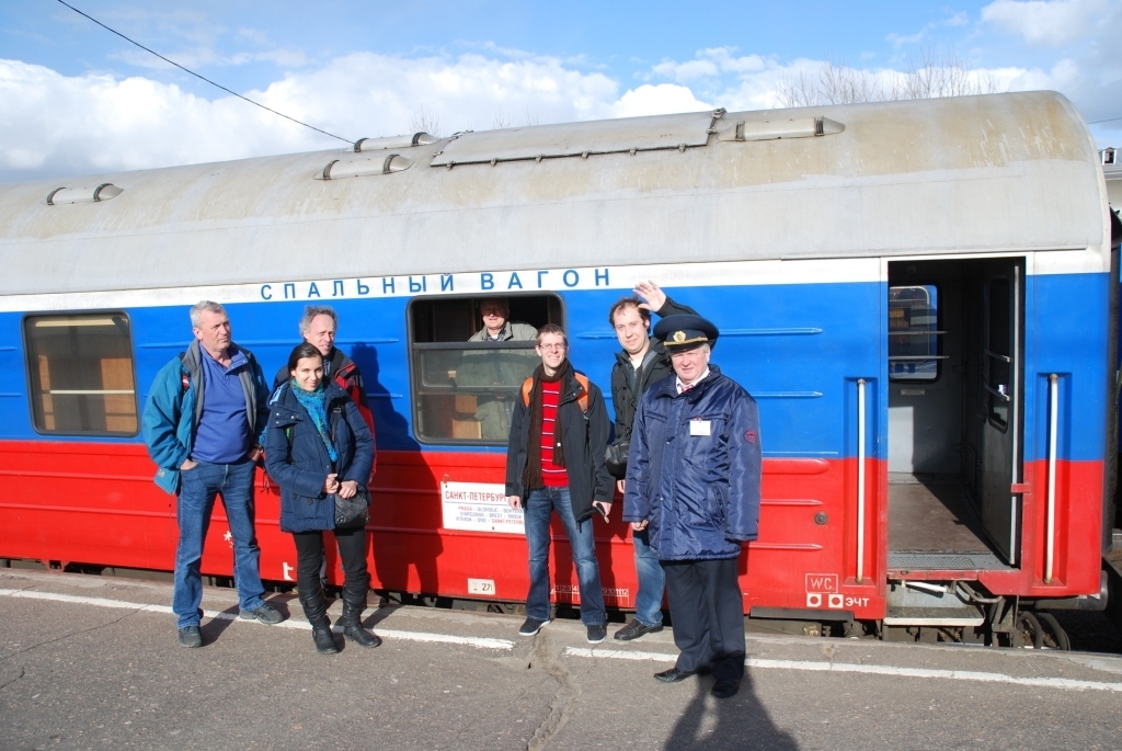 7500km im russischen Breitspur-Schlafwagen liegen vor den Reiseteilnehmern.