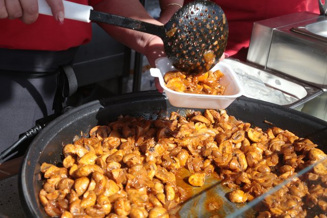 Auch lecker: Champignons schlemmen beim Herbstvolksfest. | Foto: bayernpress