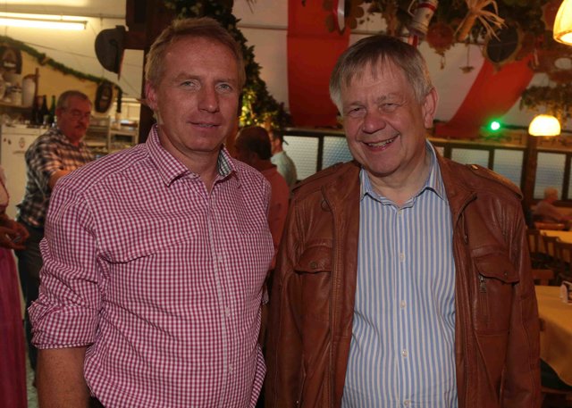 Wolfgang Friedlsperger mit MdL Karl Freller. | Foto: bayernpress
