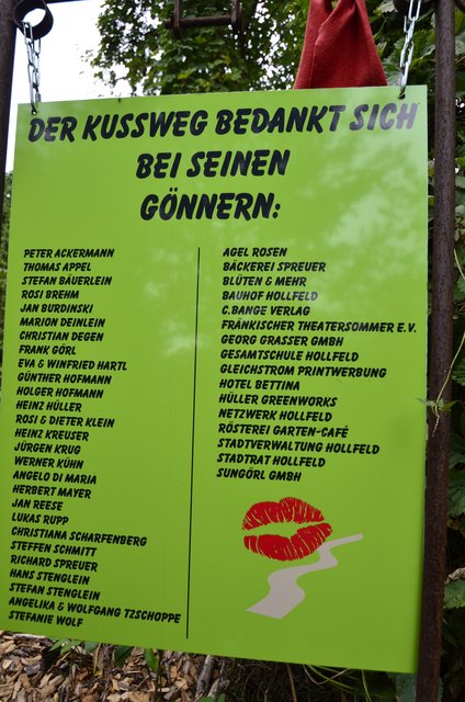 Viele haben zusammen geholfen, um den Kuss Weg neu entstehen zu lassen. | Foto: Nicole Fuchsbauer
