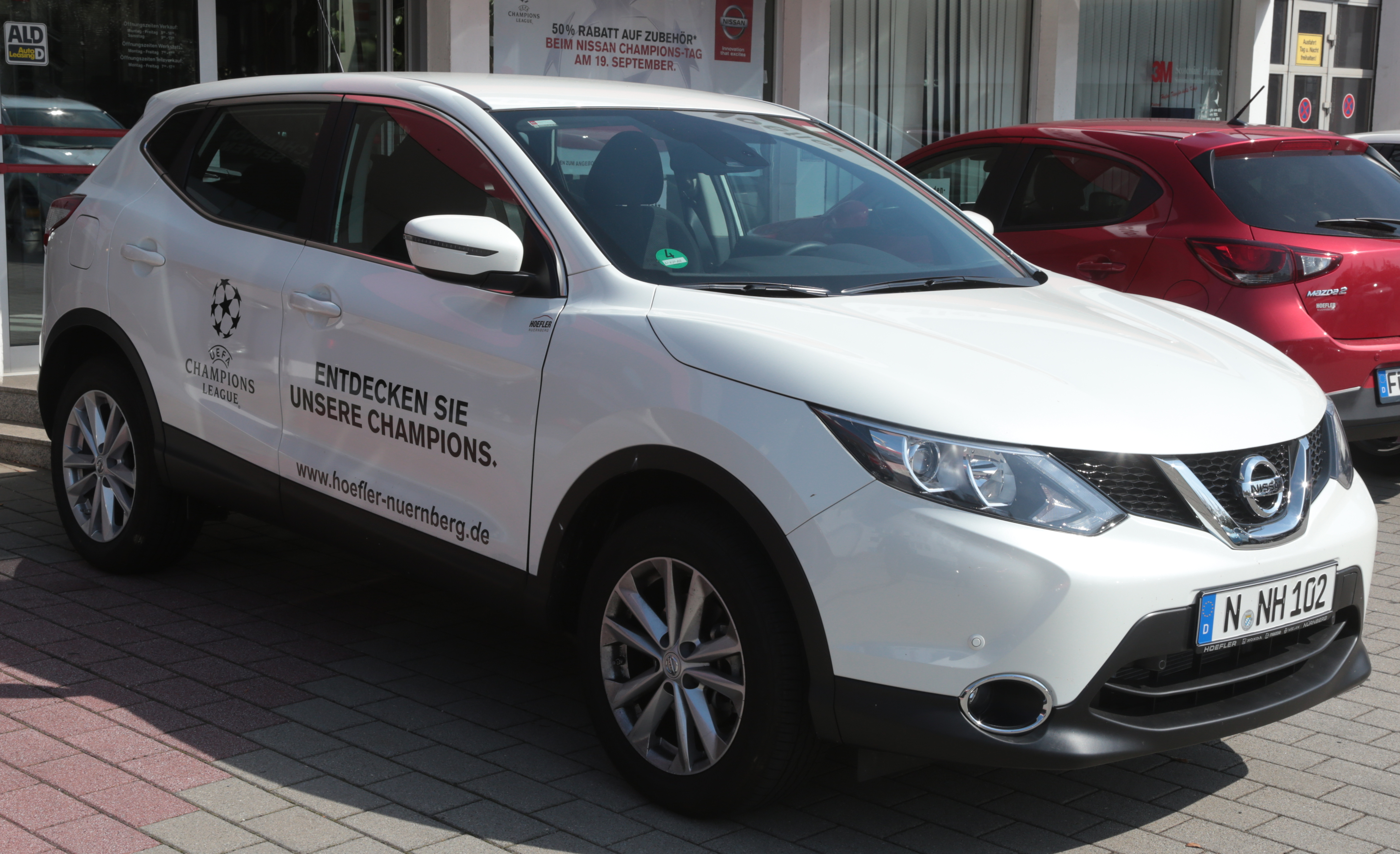 Nissan ist einer der Hauptsponsoren der UEFA Champions League.