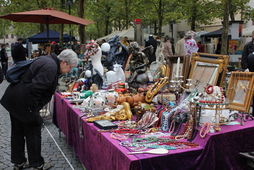 Der Grafflmarkt ist wie der spannende Blick in eine riesige Schatztruhe. Foto: Ebersberger