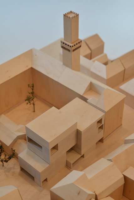 Der nicht ganz unumstrittene, außergewöhnliche Neubau für das Ludwig-Erhard-Zentrum setzt auch architektonisch ein besonderes Zeichen. | Foto: Ludwig-Erhard-Initiativkreis e.V.