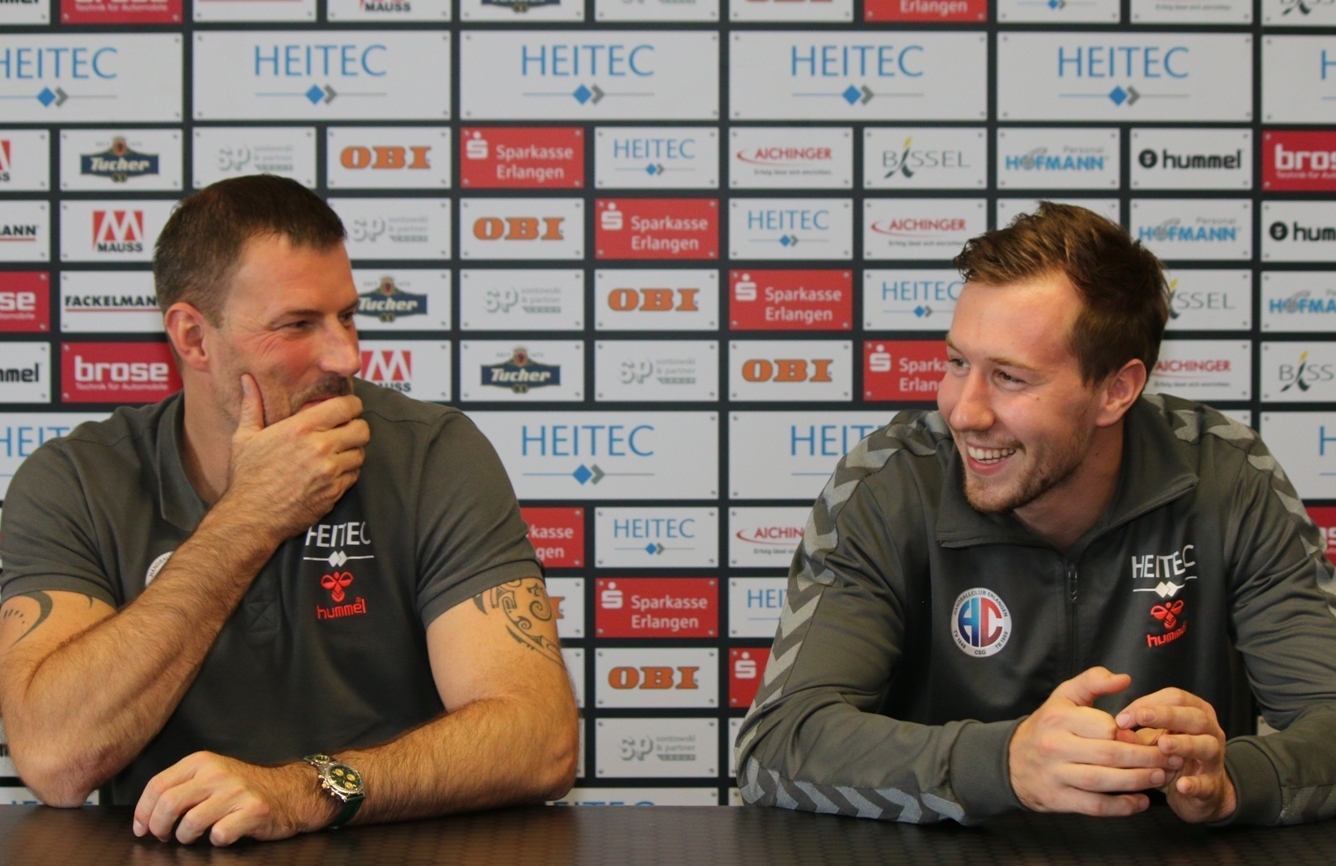 (Foto: hl-studios, Erlangen): v.l. HCE-Trainer Robert Andersson und Nicolai Link freuen sich auf Friesenheim