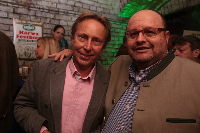 Fürths Kino Experte Alfred Ach (Metroplex Kino) und Medizin-Ausrüster Thomas Blösel (r.). | Foto: Udo Dreier/bayernpress