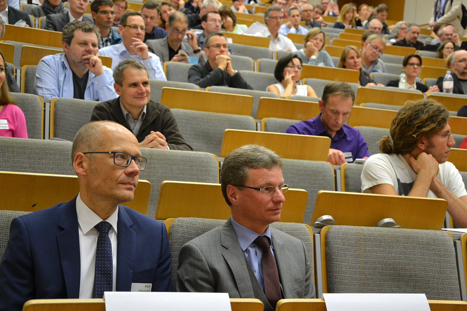 Prof. Dr. Niels Oberbeck, Vizepräsident der TH Nürnberg, und Staatsminister Bernd Sibler, Bayerisches Staatsministerium für Bildung und Kultus, Wissenschaft und Kunst (v.l.), beim zweiten HD MINT-Symposium.