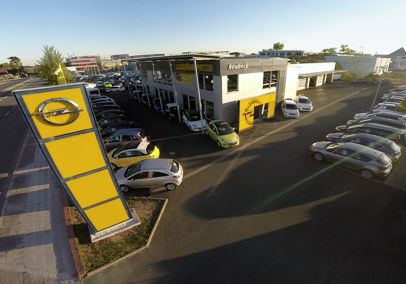 Vom Autohaus in der Schwabacher Str. 329 in Fürth geht es per Shuttle zum Testdrive-Gelände