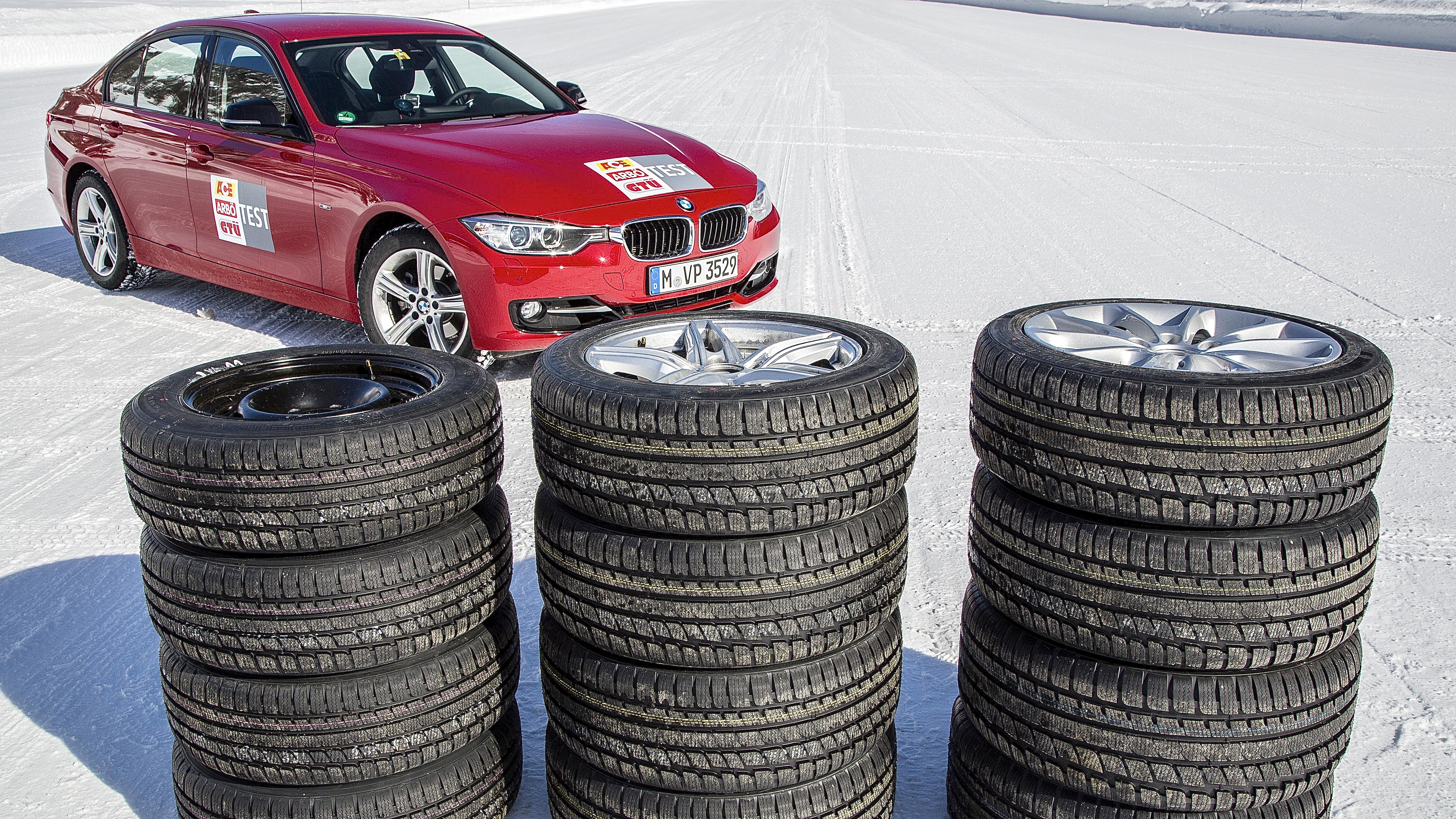 Winterreifencheck von GTÜ und ACE. Foto: Auto-Medienportal.Net/GTÜ