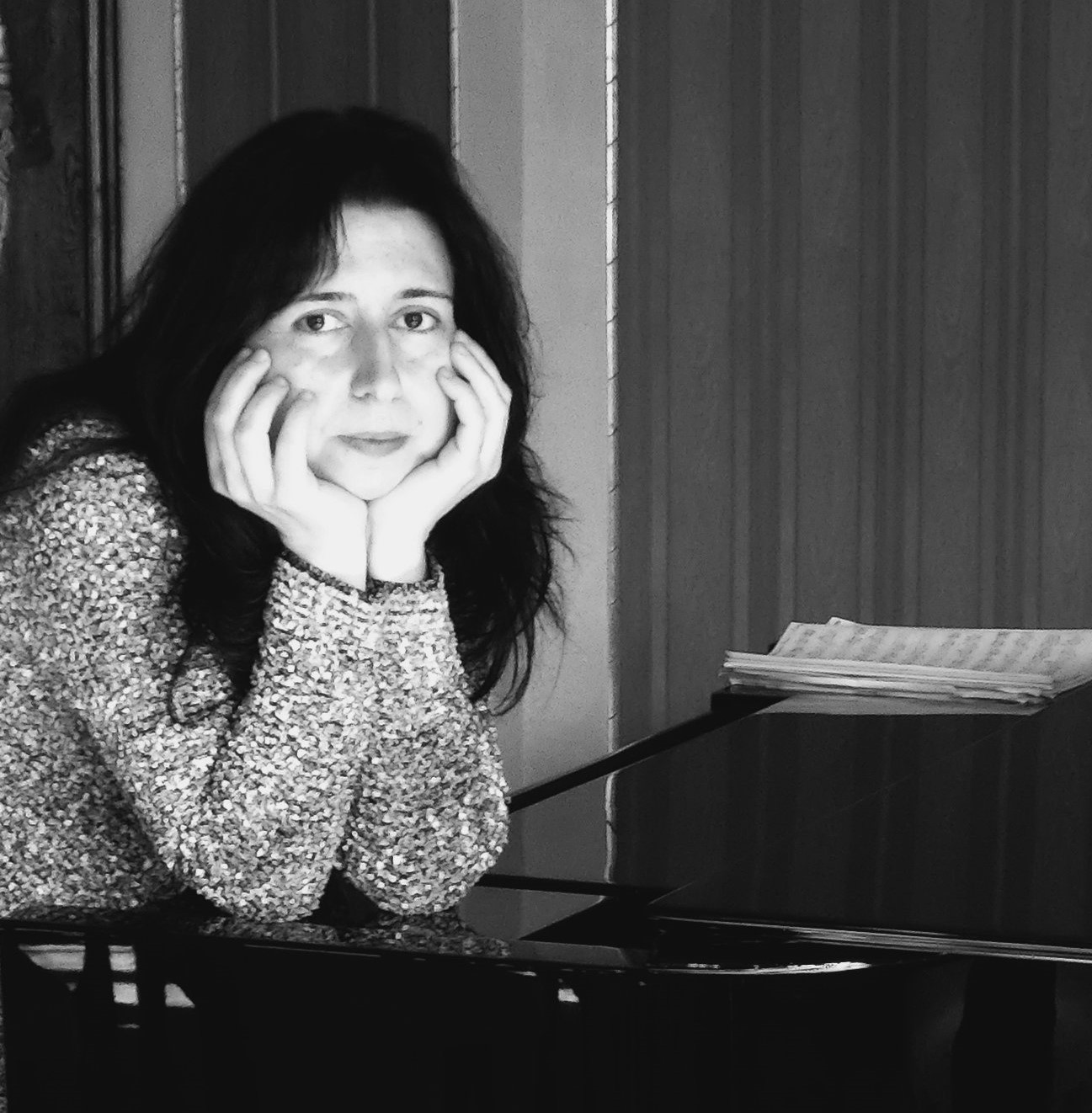 Komponistin und Pianistin Sevi Salam.