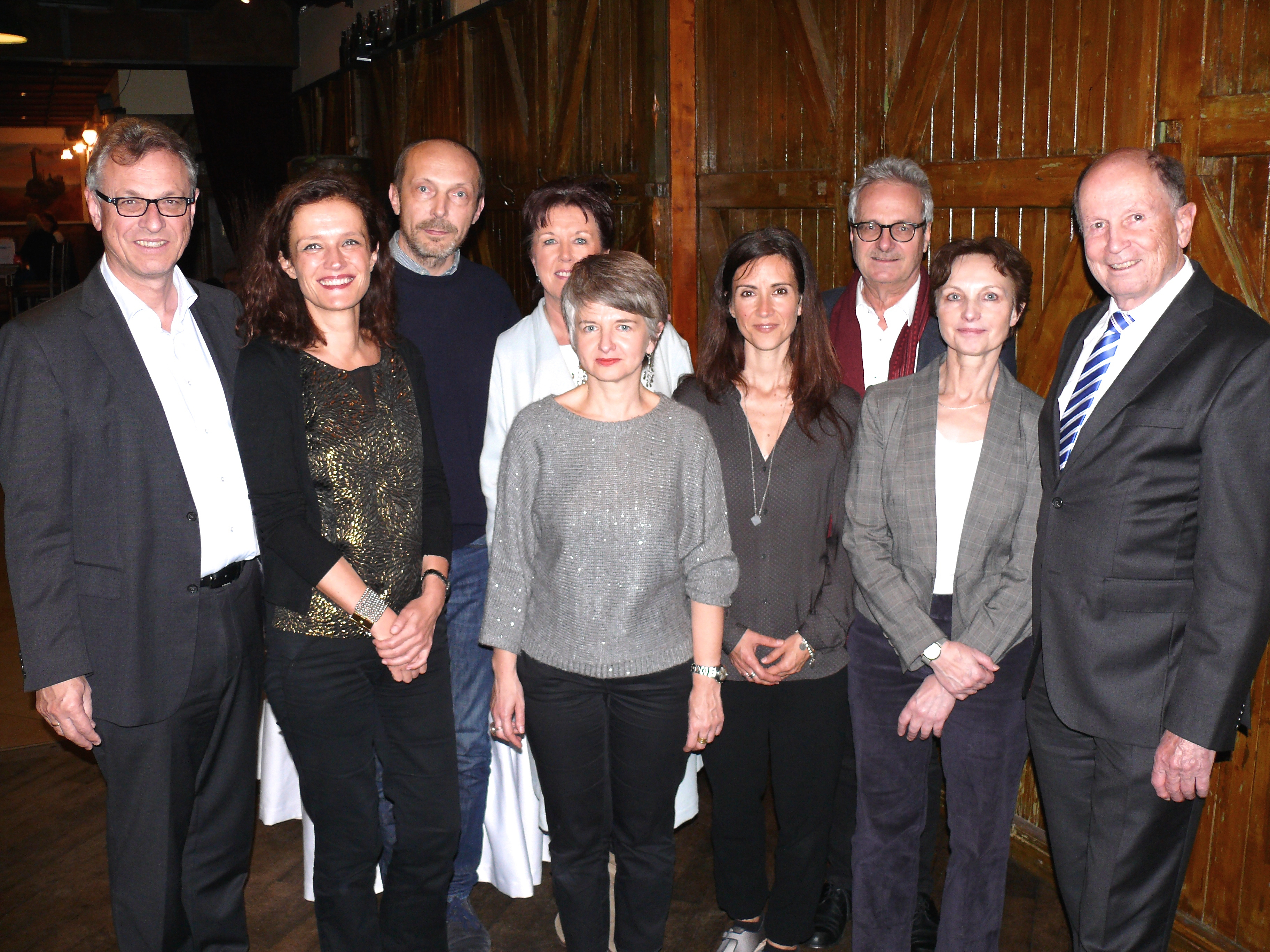Treffen unter Medienfachleuten: Siegfried Schneider (Präsident der BLM), Helena Mandic (EPRA-Vorstand / Bosnien und Herzegowina), Damir Hajduk (EPRA-Vorstand / Kroatien), Celene Craig (EPRA-Vorsitzende / Irland), Emmanuelle Machet (EPRA-Sekretariat / Straßburg), Monica Arino (EPRA-Vorstand / Großbritannien), Thomas Langheinrich (Präsident LFK Baden-Württemberg), Johanna E. Fell (EPRA-Vorstand / BLM) und Medienunternehmer Gunther Oschmann (v.l.n.r.). Foto: Uwe Müller
