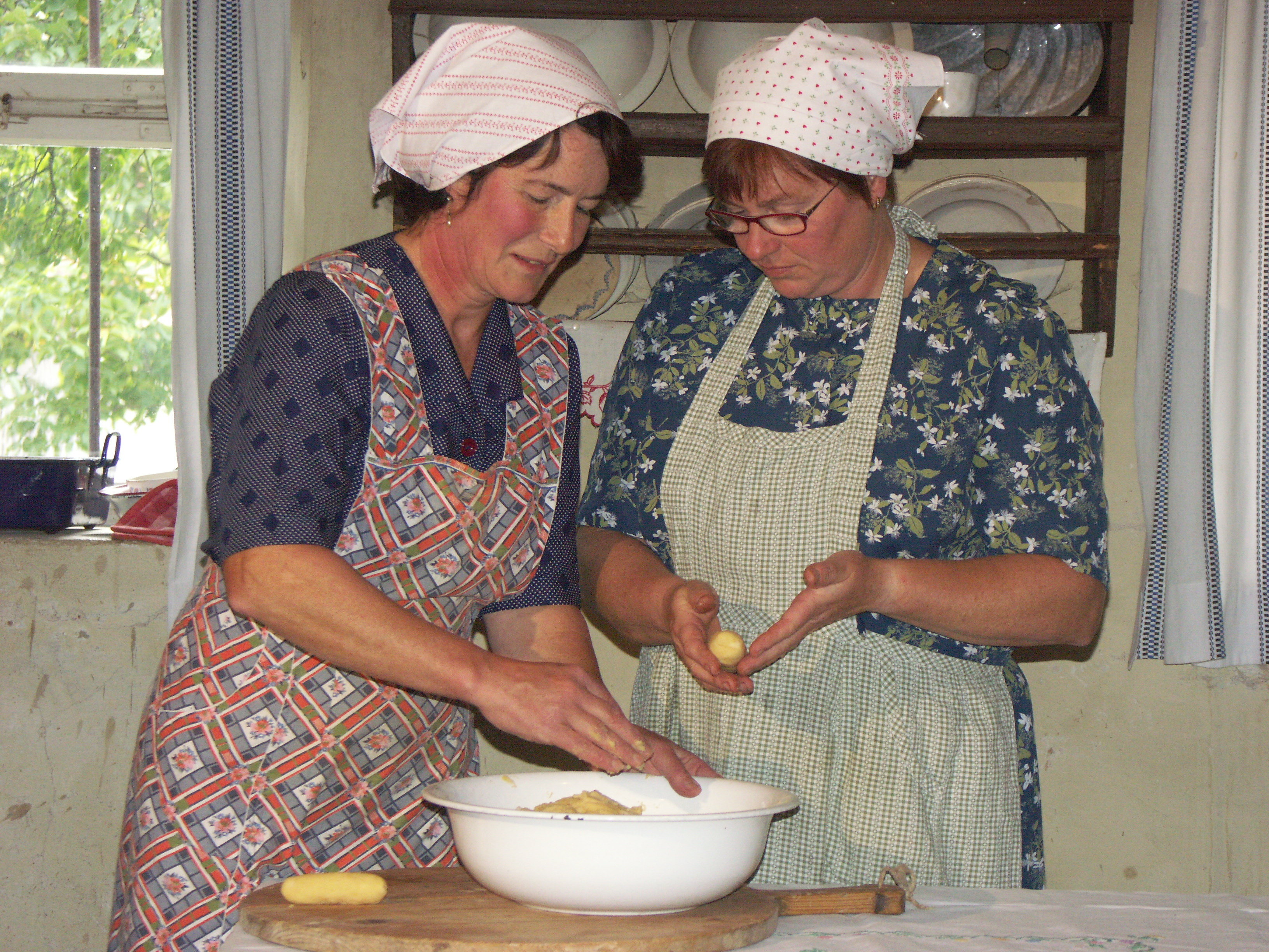 Das Wochenende 14/15. November 2015 steht im Freilandmuseum Bad Windsheim unter dem Motto ,,Küche und Kochen" .