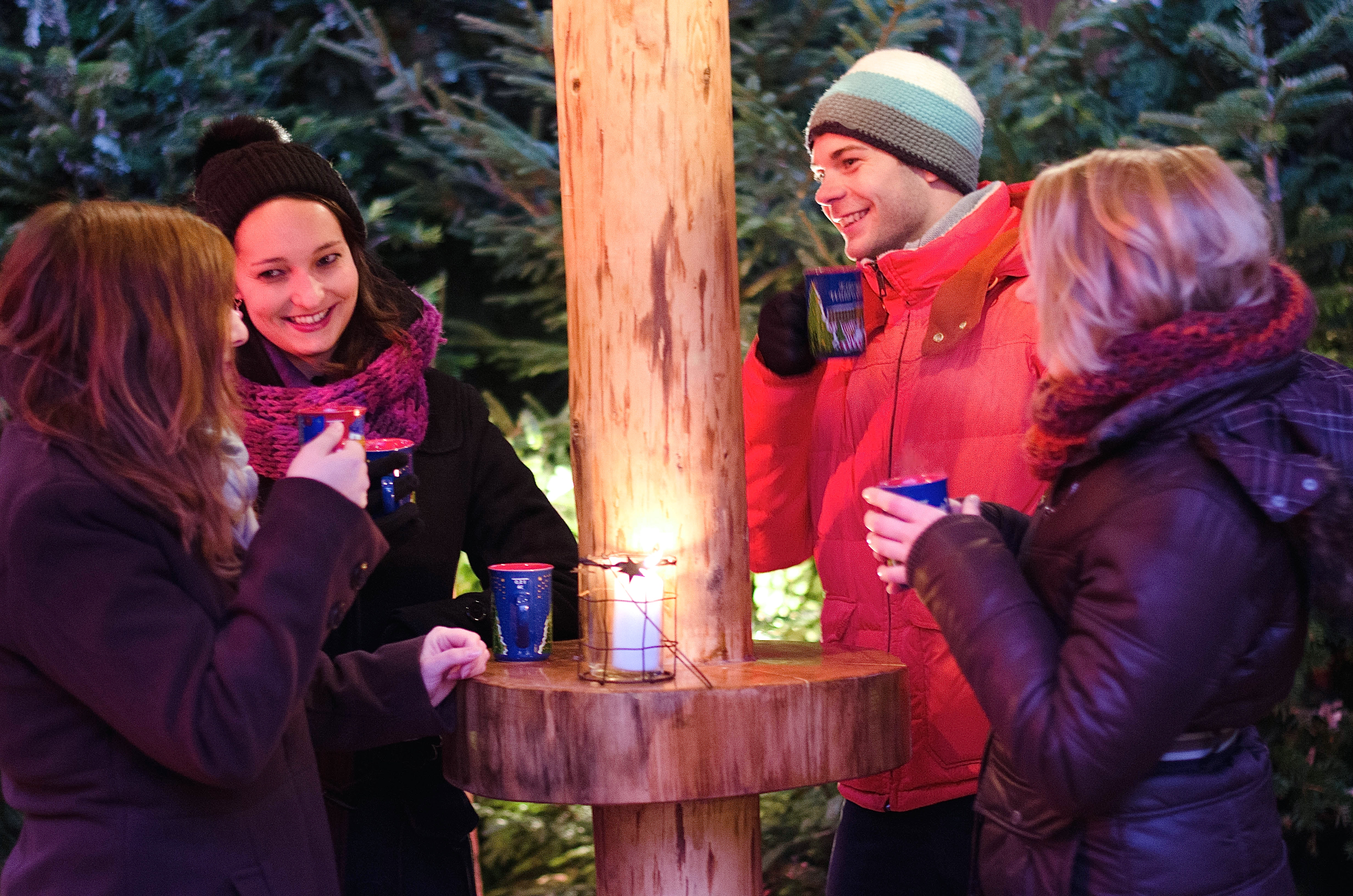 Gemütliche Einstimmung aufs Fest bei der Waldweihnacht. Foto: © ETM / Thomas Dettweiler