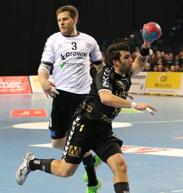 (Foto: hl-studios, Erlangen): HC Erlangen – Kevin Herbst "pfeilschnelle" Gegenstöße (4 Treffer)