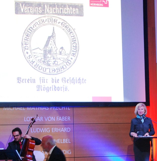 Dr. Julia Lehner
