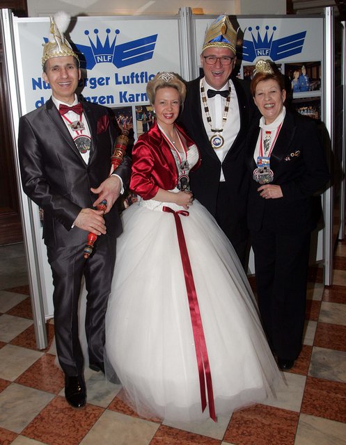 Tolle Stimmung gab es bei der Prunksitzung der Karnevalsgesellschaft "Nürnberger Luftflotte". | Foto: © J. König