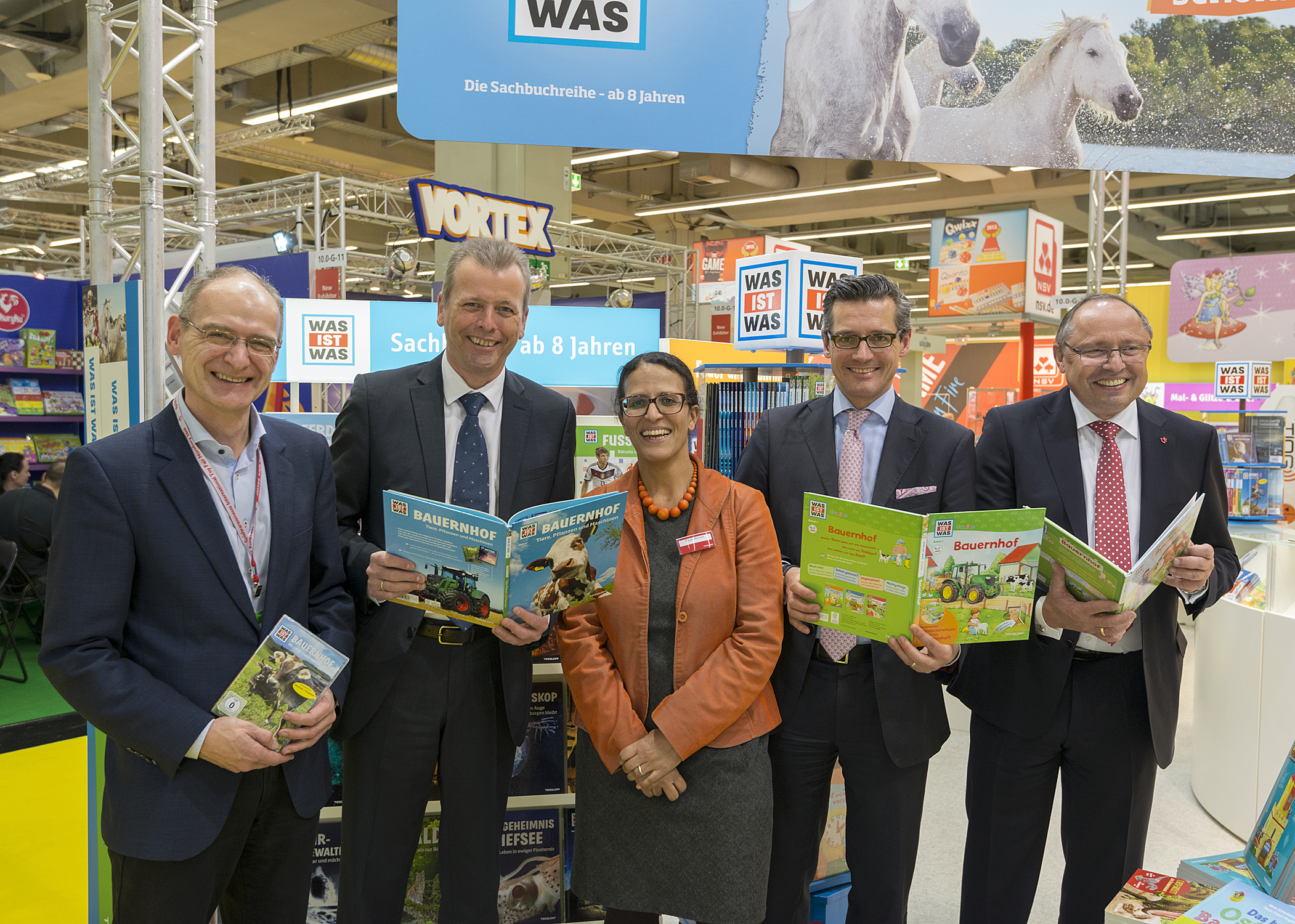 TESSLOFF-Geschäftsführer Hermann Hohenberger, OB Dr. Ulrich Maly, TESSLOFF-Pressesprecherin Nicole Hummel, Wirtschaftsreferent Dr. Michael Fraas und Ernst Kick, Vorstandsvorsitzender der Spielwarenmesse.