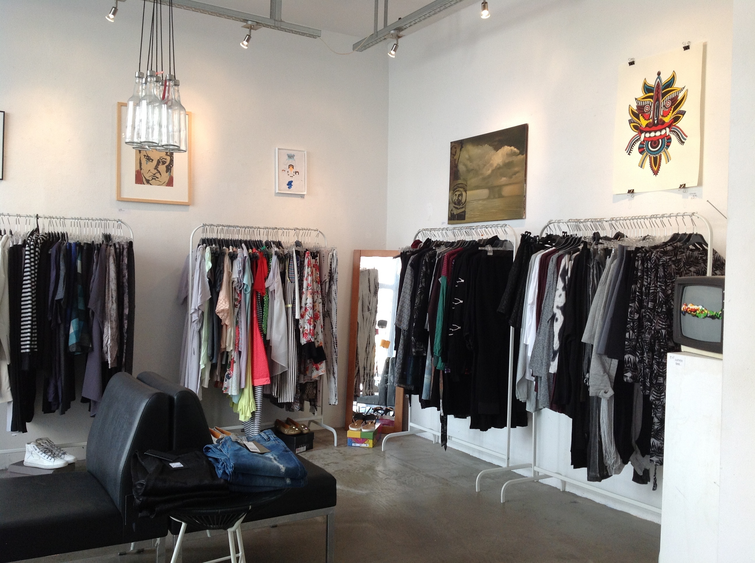 Mode, Accessoires und Kunst beim Pop Up Market in Gostenhof.