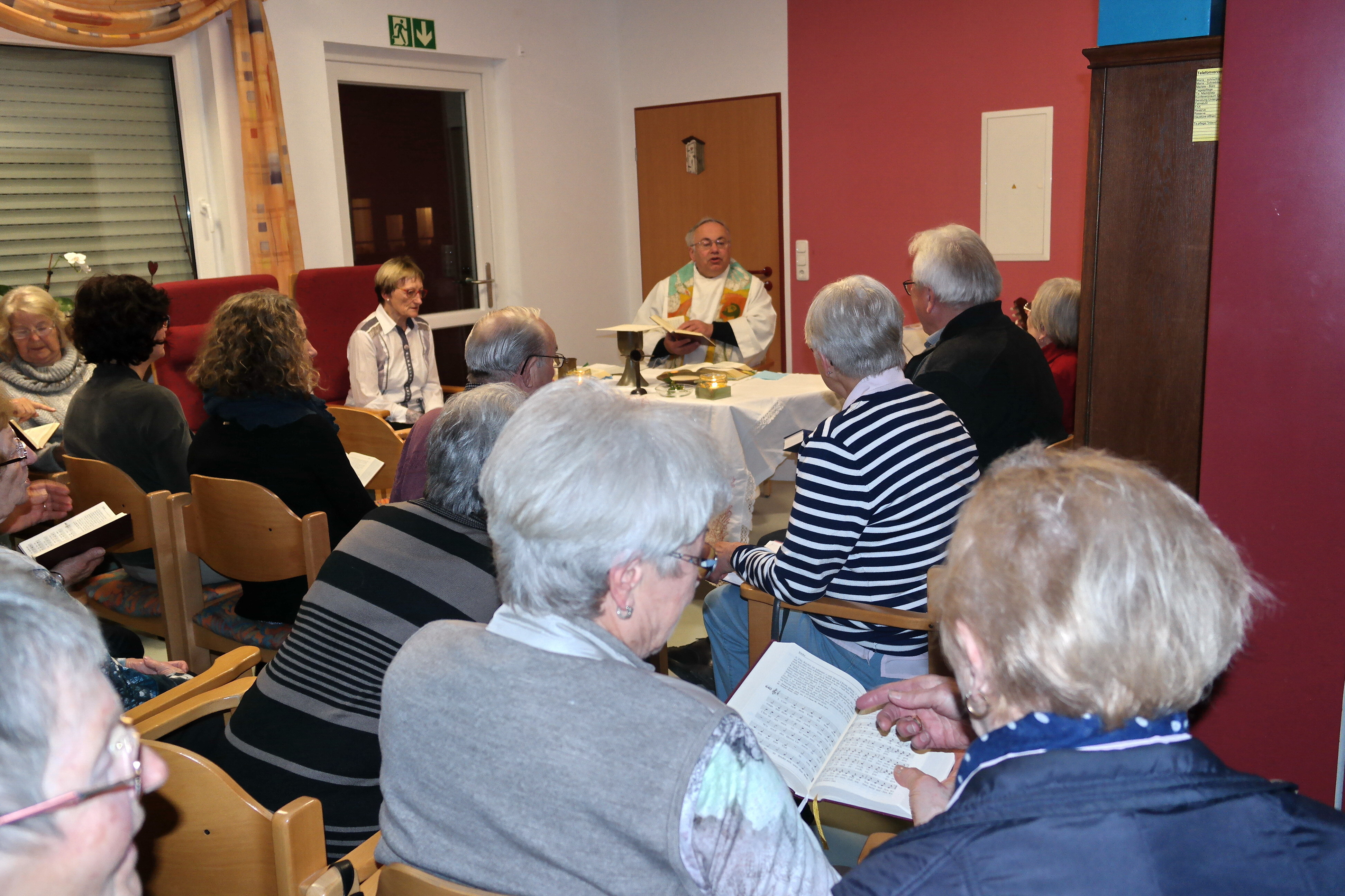 Gottesdienst mit Eucharistie-Feier