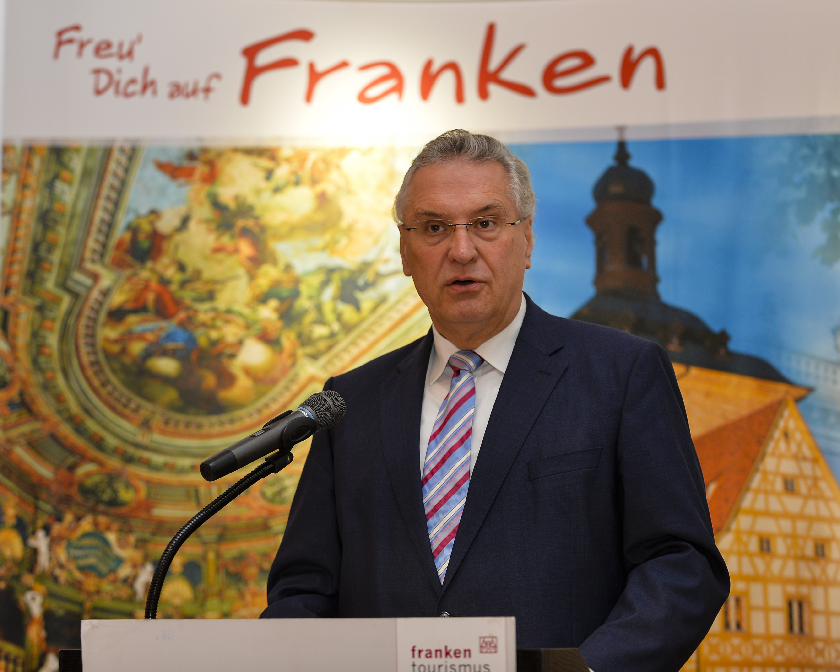 Staatsminister Joachim Herrmann, MdL, auf der Pressekonferenz FrankenTourismus – Bilanz und Ausblick.