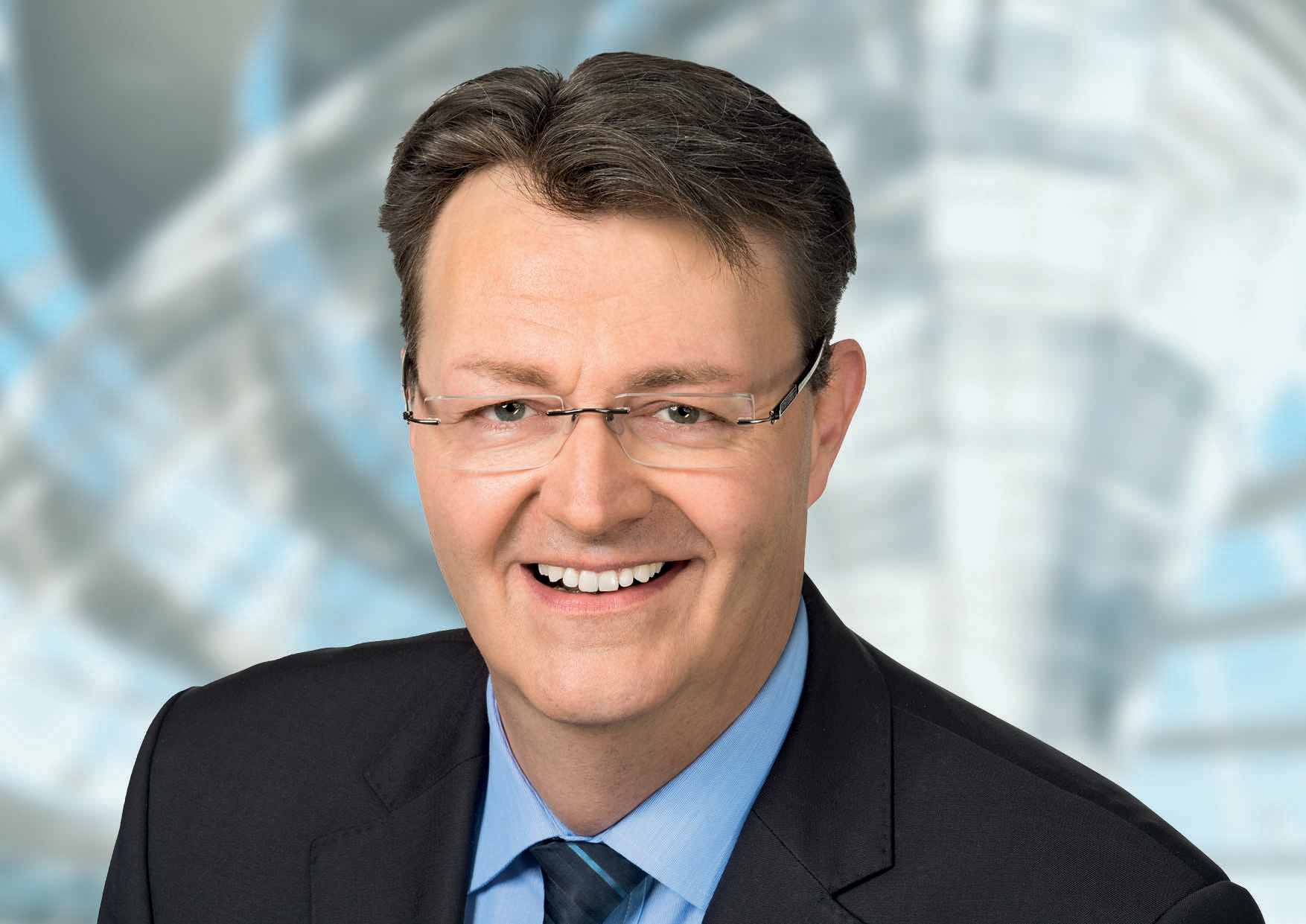 MdB Michael Frieser: ,,Es geht bei der Aussetzung des Familiennachzuges für subsidiär Schutzberechtigte aber nicht darum Menschen zu bestrafen oder zu belohnen."