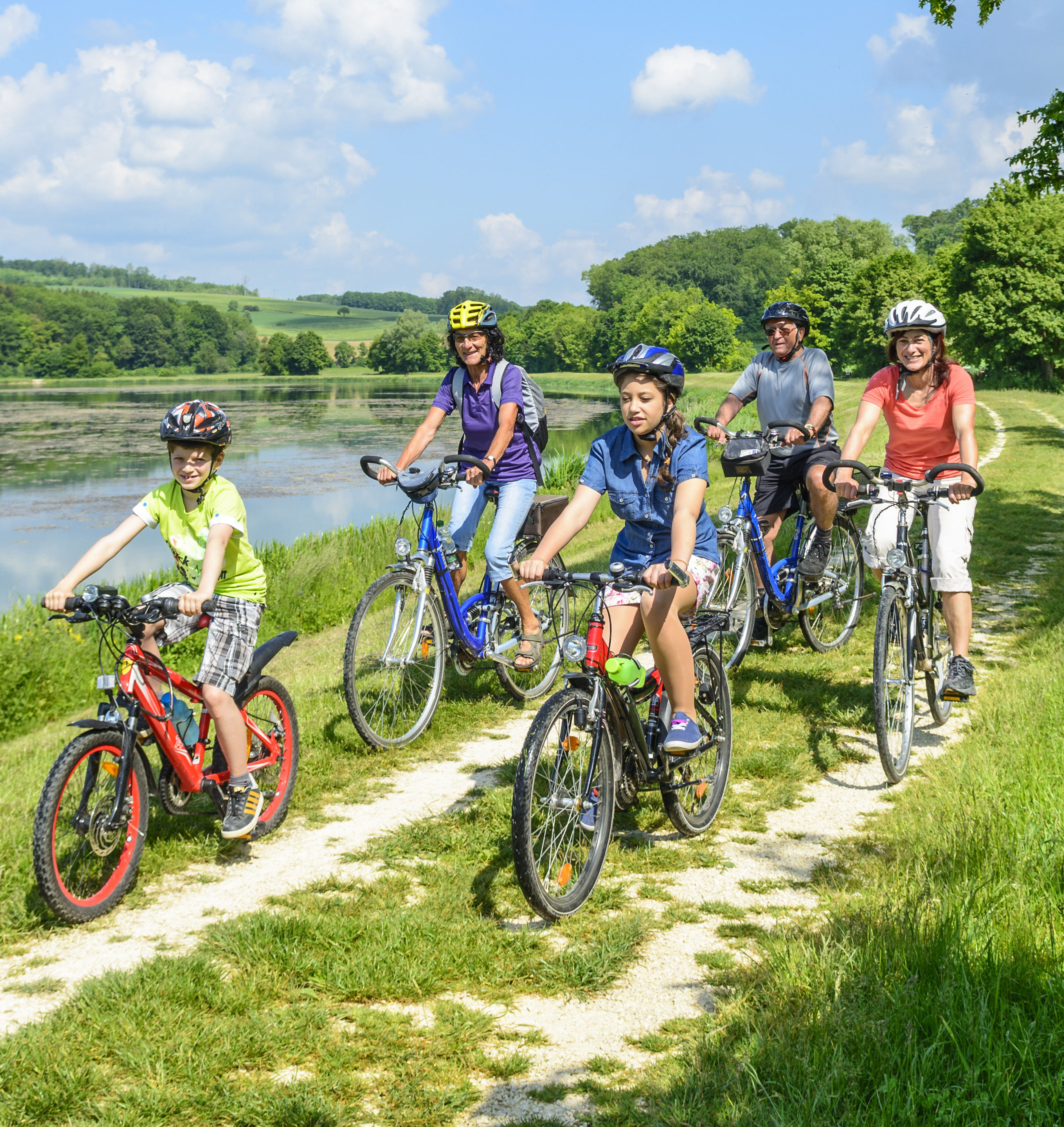 Urlaub mit der Familie in der Region ist angesagt. Auch im Landkreis Roth gibt es viele Möglichkeiten für schöne Rad- und Wandertouren.