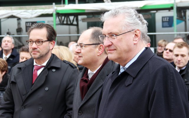 Feierliche Grundsteinlegung Ludwig-Erhard-Zentrum. | Foto: tom
