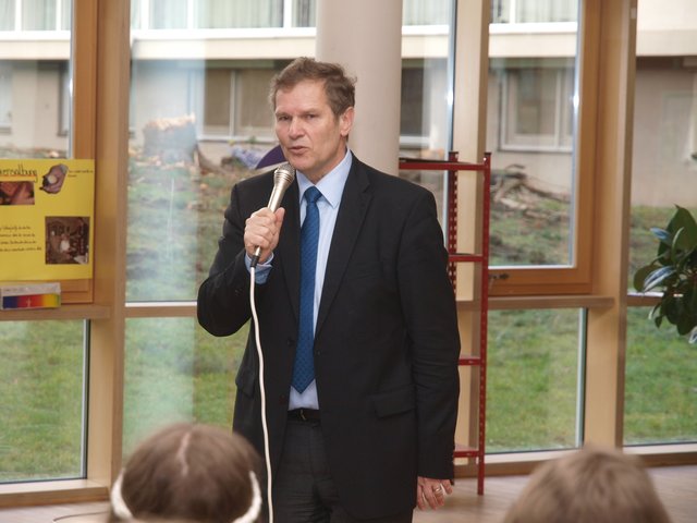 MdL Hermann Imhof bei seinem Vortrag. | Foto: Bernd Popp