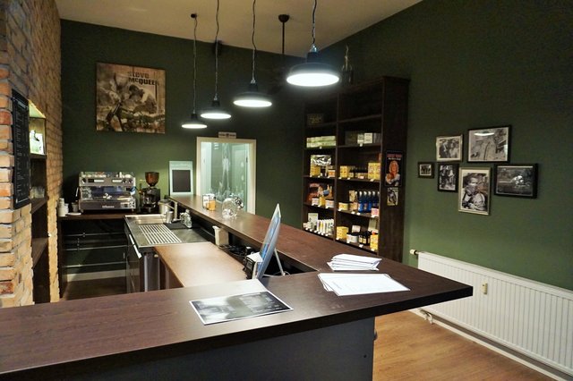 Herzstück der Herrengarage: die stilvolle Bar. | Foto: Herrengarage