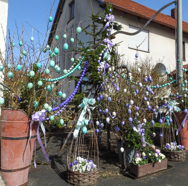 Osterbrunnen in Hohenpölz. | Foto: Nicole Fuchsbauer