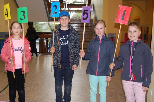 Lotsen aus den vierten Klassen