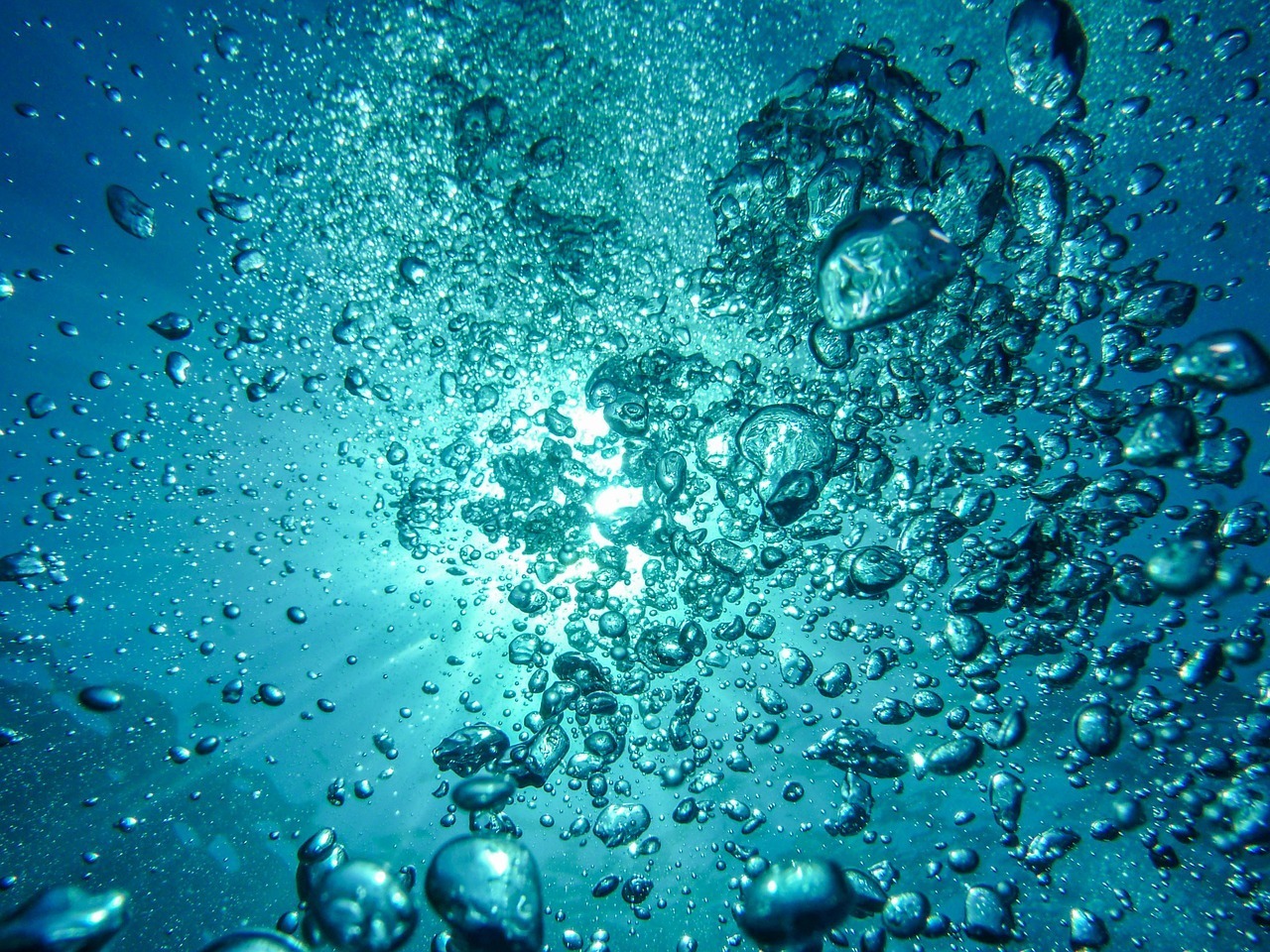 Kostbar und faszinierend: Wasser