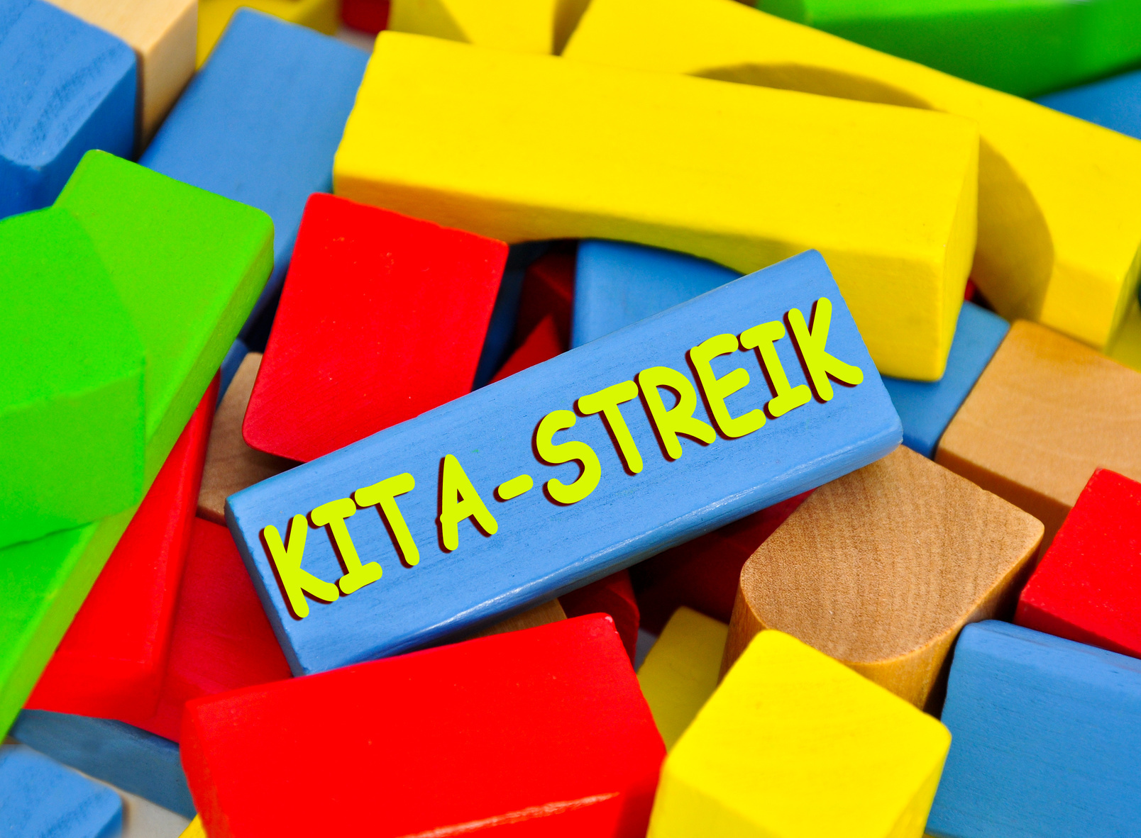 Kita-Streik in Nürnberg. Neue Infos: http://www.marktspiegel.de/nuernberg/lokales/kurzfristiger-warnstreik-in-staedtischen-kindertagesstaetten-d17496.html