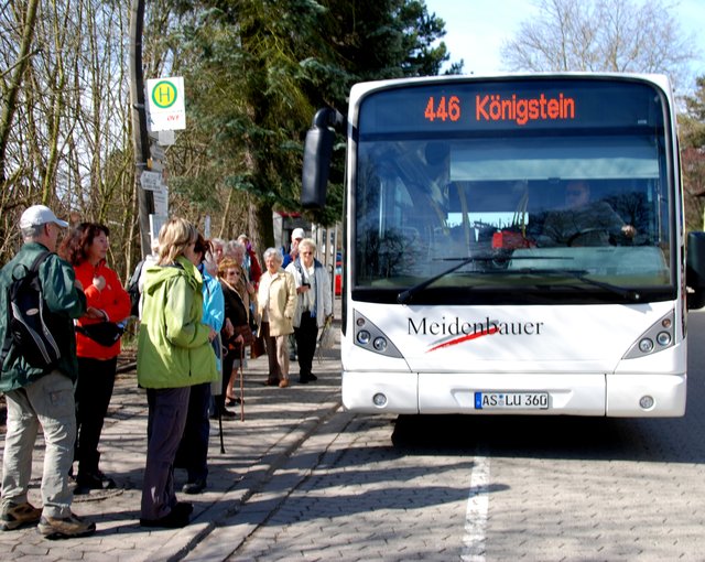 Linie 446 FrankPfalzexpress. | Foto: VGN/Zuber