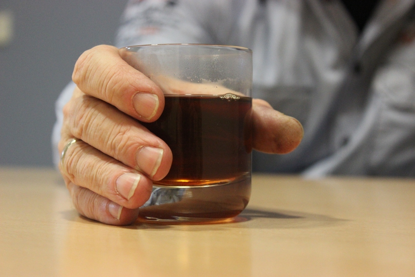 Wann wird aus Alkoholgenuss eine Sucht?