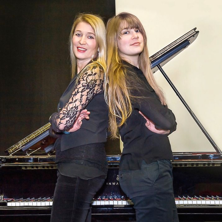 Die Pianistinnen Hildegard und Victoria Pohl. Foto: Veranstalter