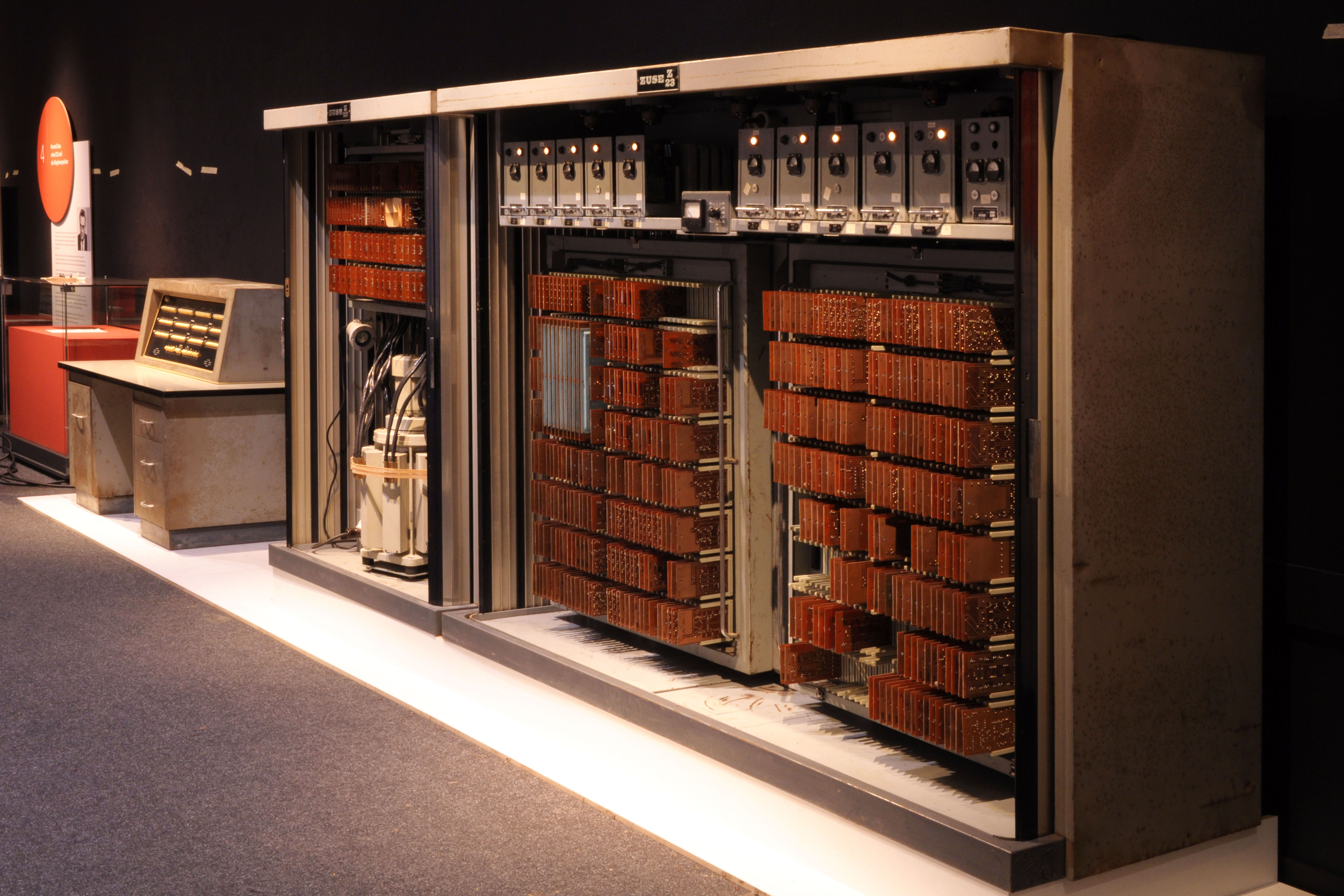 Die Zuse Z23 – Highlight in der Ausstellung ,,Vom Abakus zur Exascale" im Museum Industriekultur.