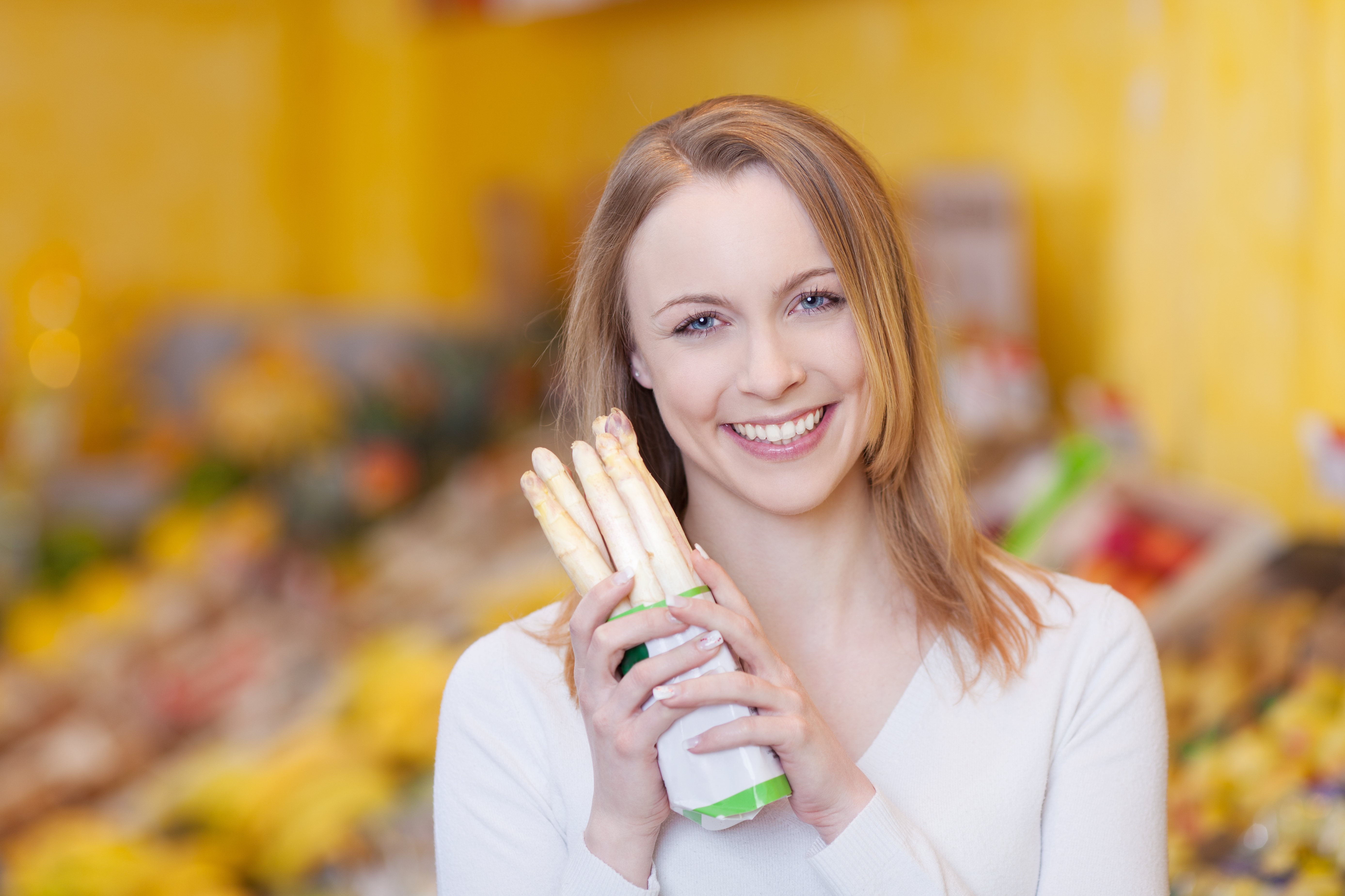 Dieses Symbolfoto ist der beste Beweis: Spargel macht glücklich.