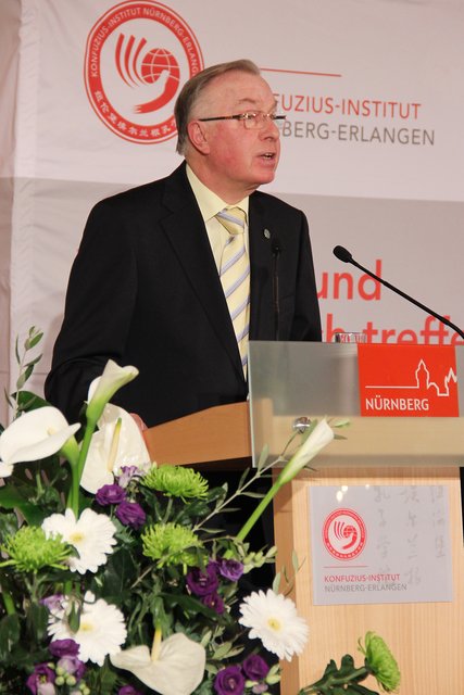 10 Jahre Konfuzius-Institut Nürnberg-Erlangen, Nürnbergs Altoberbürgermeister Dr. Peter Schönlein. | Foto: tom