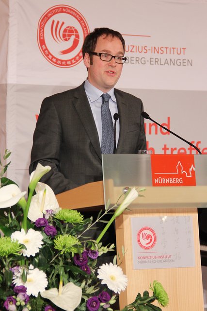 10 Jahre Konfuzius-Institut Nürnberg-Erlangen, Erlangens Oberbürgermeister Dr. Florian Janik. | Foto: tom