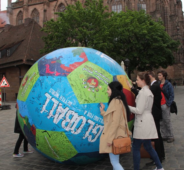 Der GLOBALL rollt wieder durch Deutschland. | Foto: John R. Braun