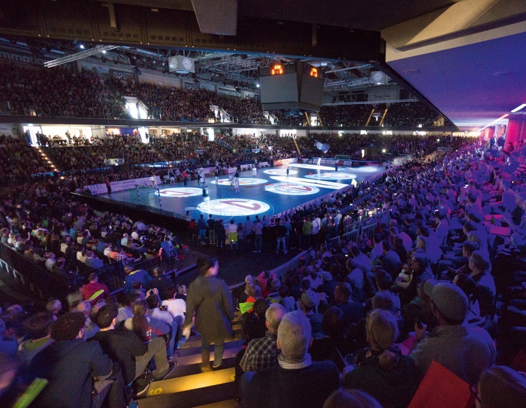 (Foto: hl-studios, Erlangen): Großes Handballfest am Pfingstmontag mit über 8.000 Fans in der Arena Nürnberger Versicherung