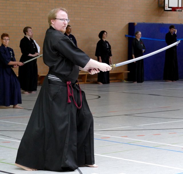 Oliver Walter, 3. Dan Iaido, aus Würzburg