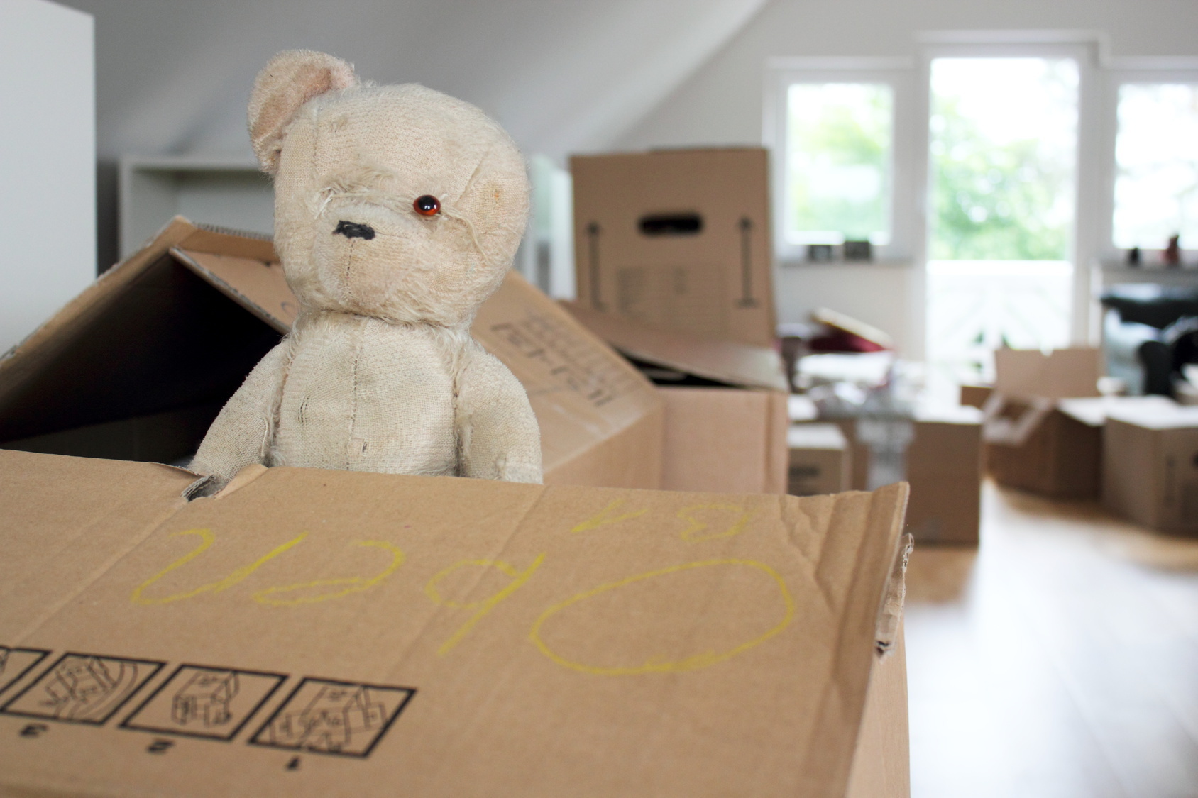 Wirtschafts- und Wohnungsreferent Dr. Michael Fraas hat am Donnerstag, 23. Juni 2016, den Wohnungsbericht 2015 sowie den Mietenspiegel 2016 vorgestellt. Der Bericht zieht Bilanz wohnungspolitischer Aktivitäten des Stabes Wohnen im Wirtschaftsreferat im vergangenen Jahr. Wohnungsbericht und Mietenspiegel werden am 6. Juli 2016 im Stadtrat behandelt.