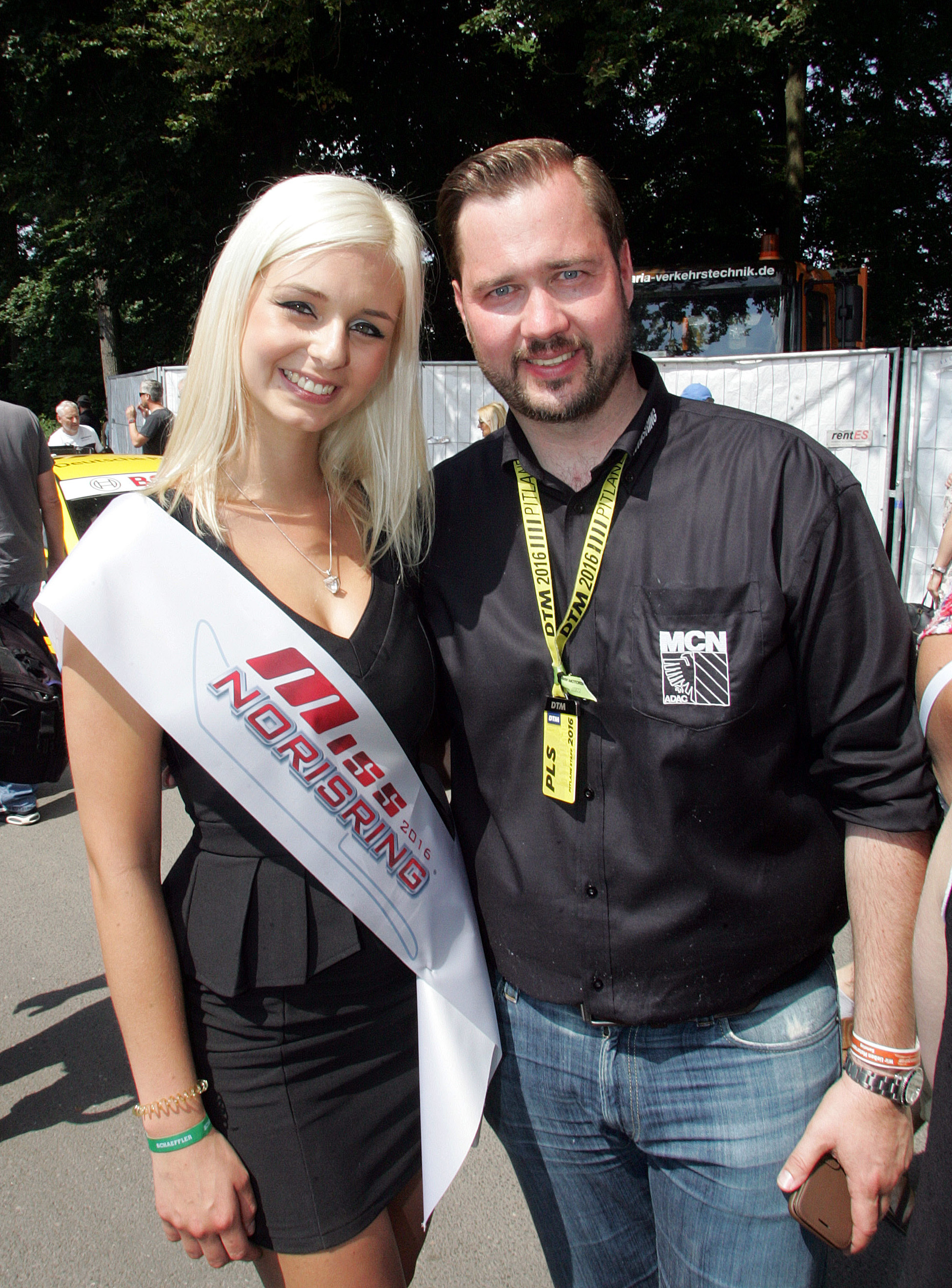 Jochen Kohler (MCN) mit der Miss Norisring.