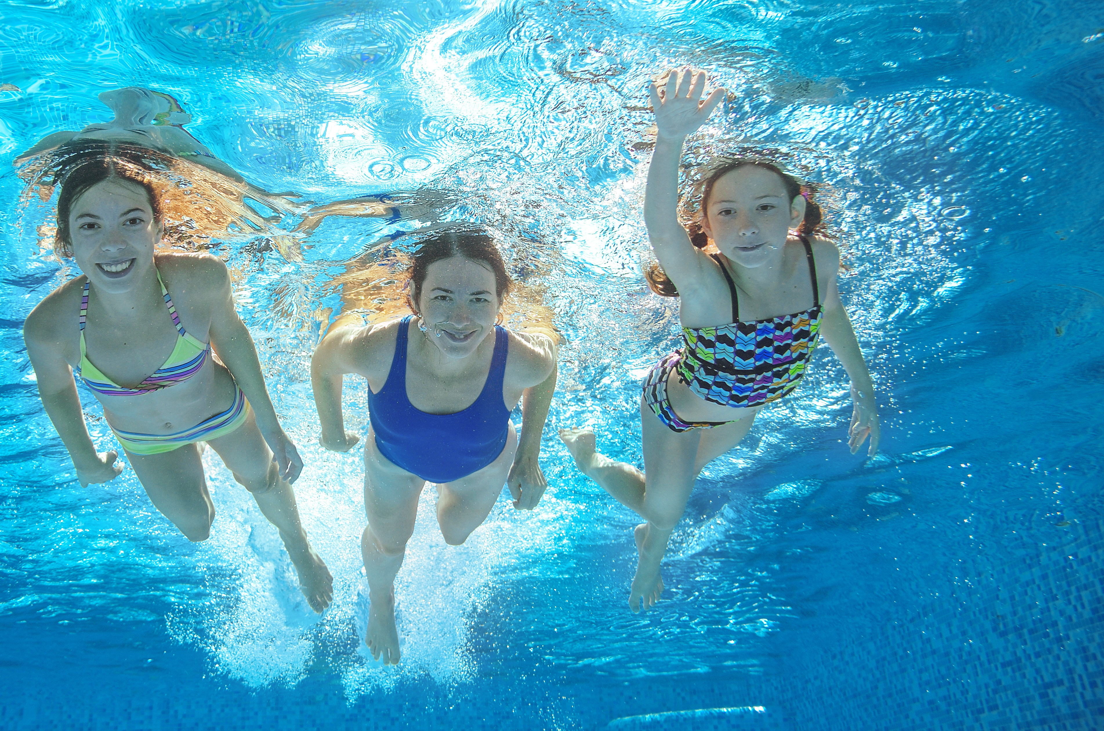 Beim Spendenschwimmen sind Teams aller Altersklassen erwünscht.