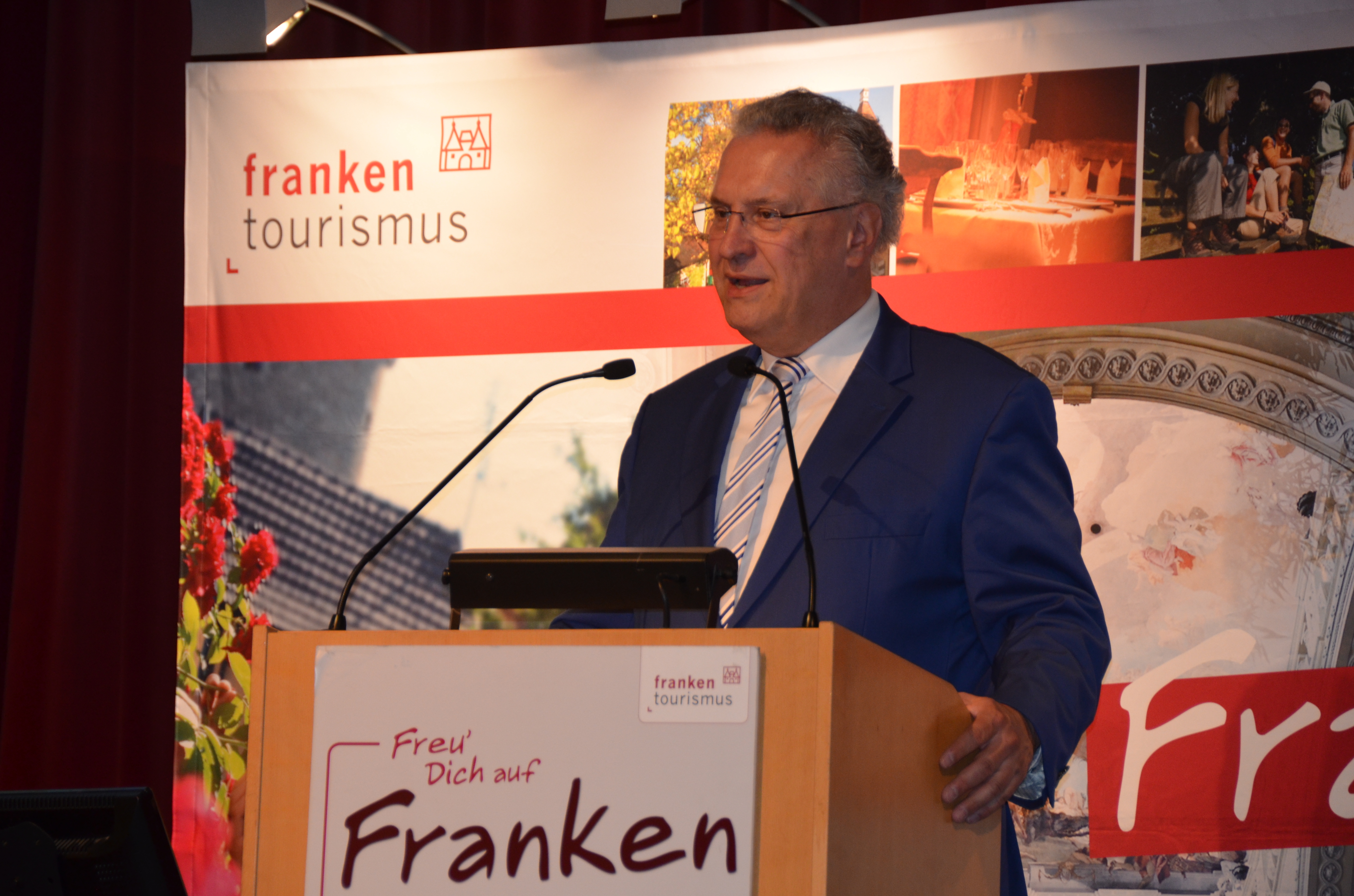 Staatsminister Joachim Herrmann bei der Mitgliederversammlung.
