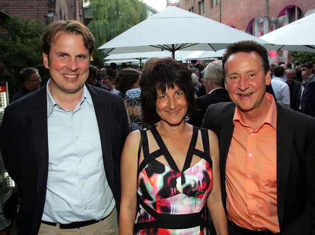 Michael Oschmann, Geschäftsführer SELLWERK (l.), mit Fürths OB Dr. Thomas Jung und dessen Frau Heike. | Foto: Joachim König